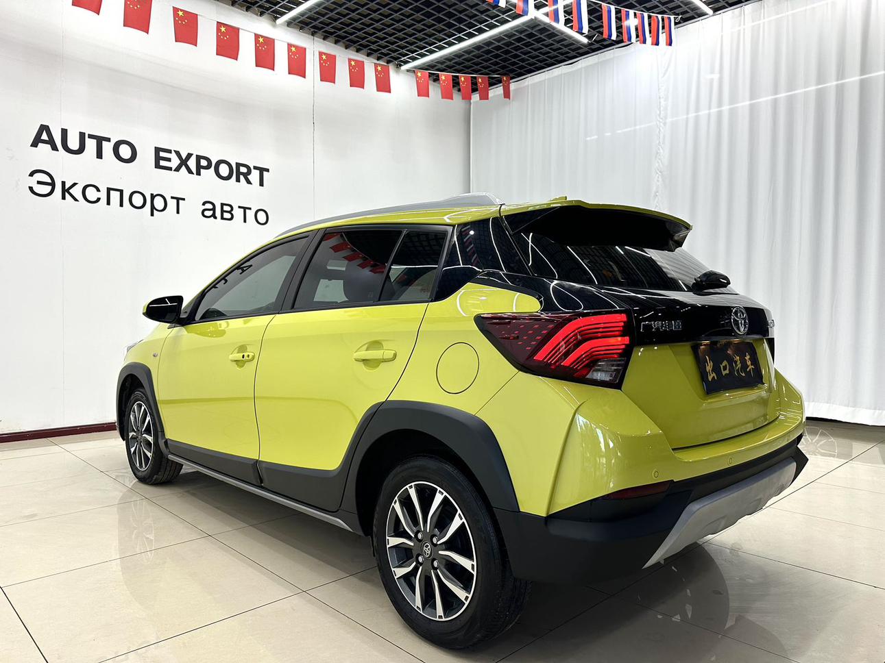 Toyota Yaris 2022 thumb 2