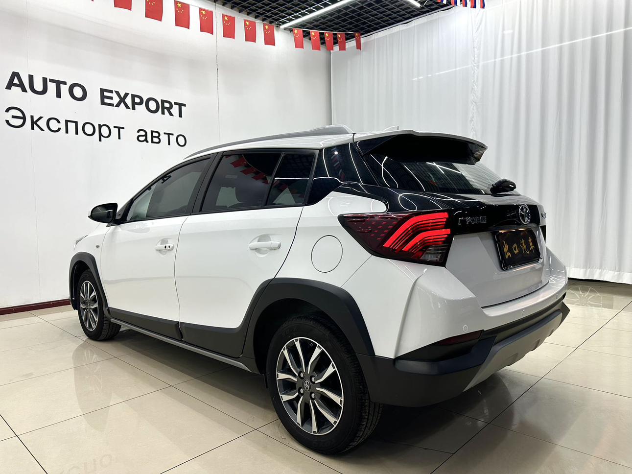 Toyota Yaris 2022 thumb 2