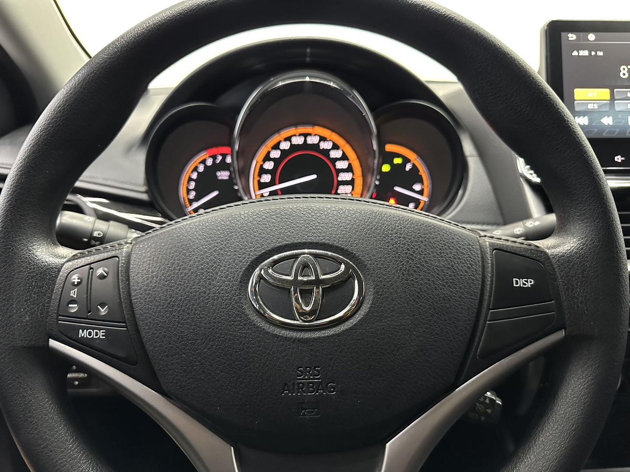 Toyota Yaris 2022 thumb 10