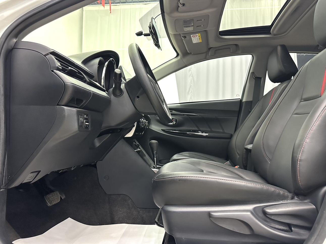 Toyota Yaris 2022 thumb 12