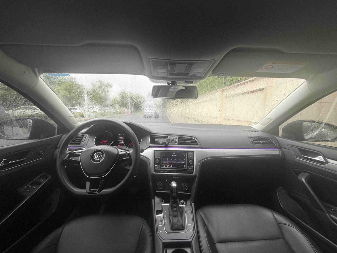 Volkswagen Lamando 2015 thumb 6