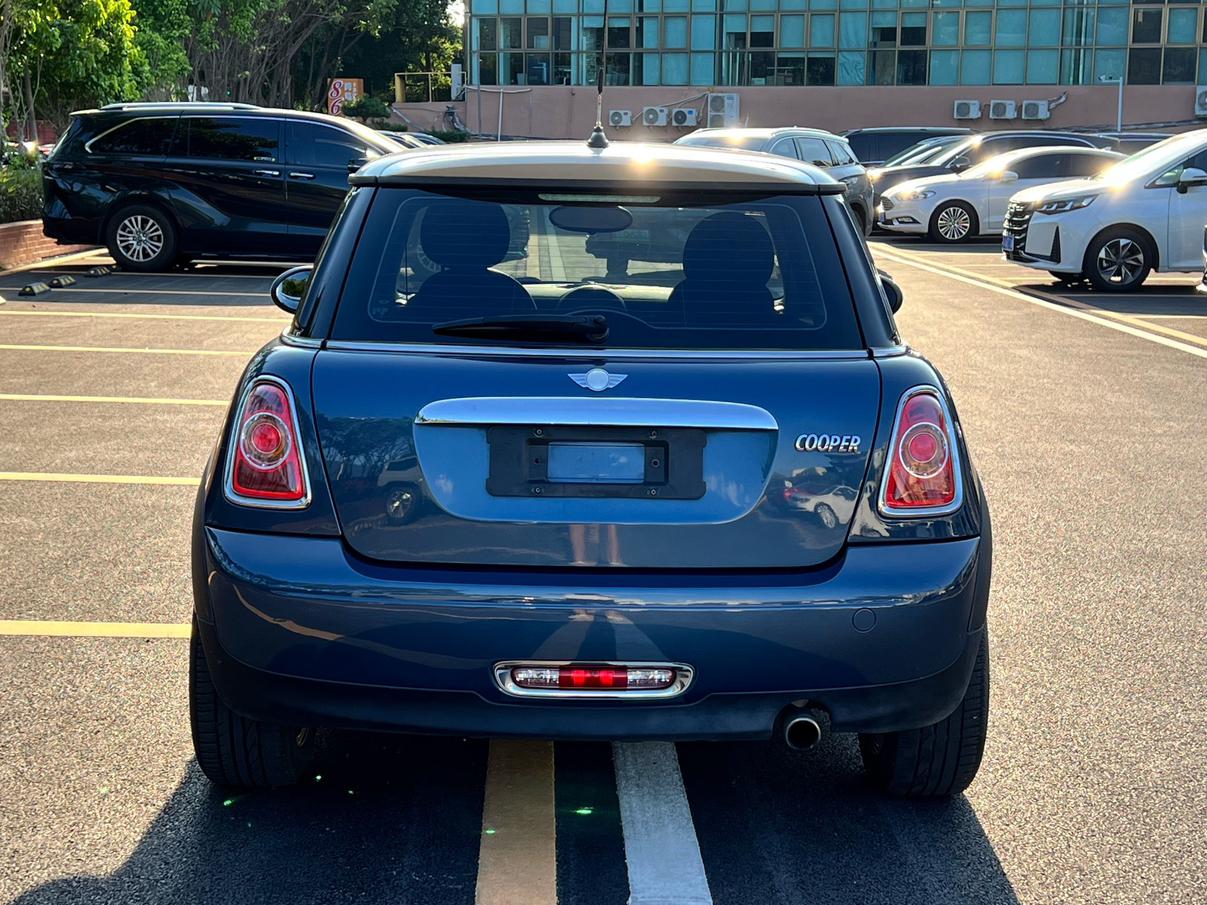 Mini Clubman 2011 thumb 3