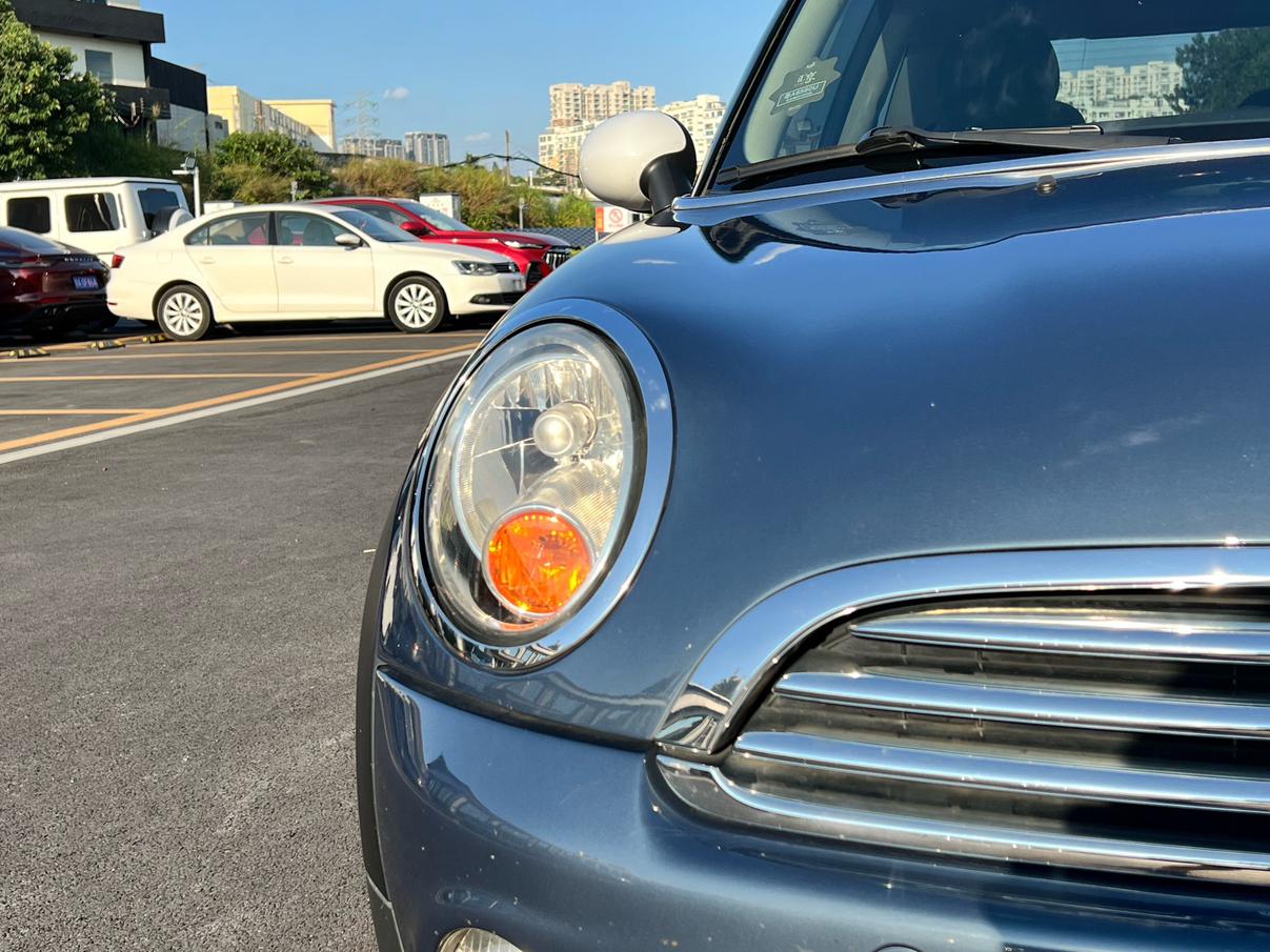 Mini Clubman 2011 thumb 12