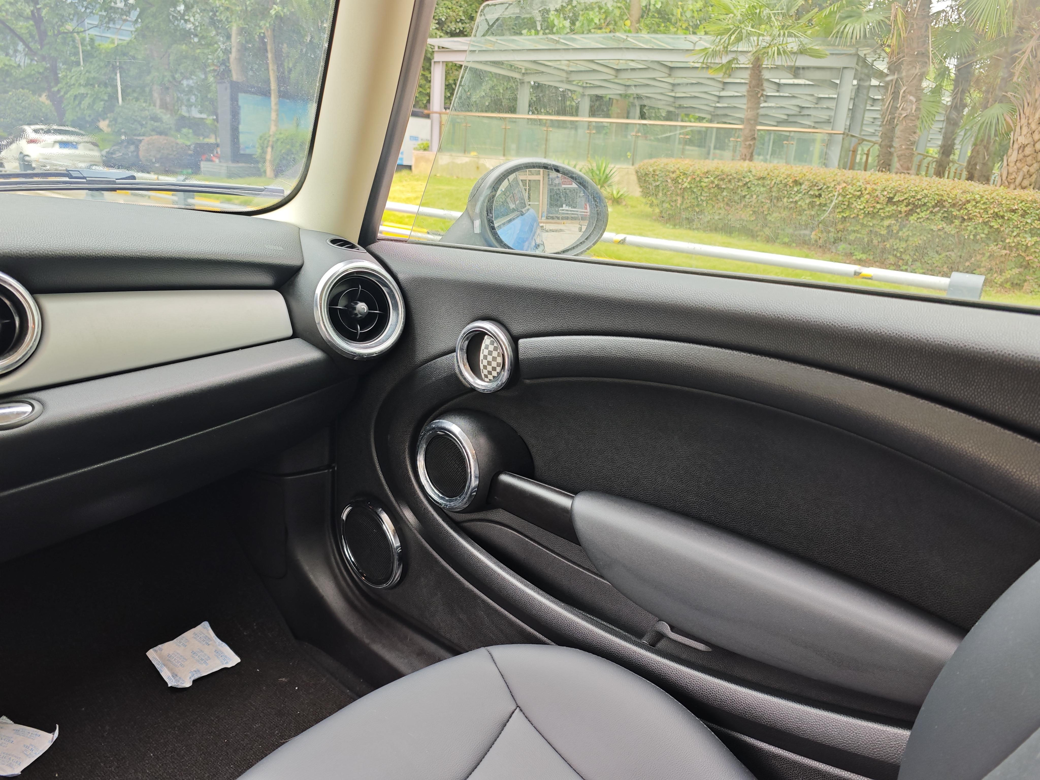 Mini Clubman 2012 thumb 5