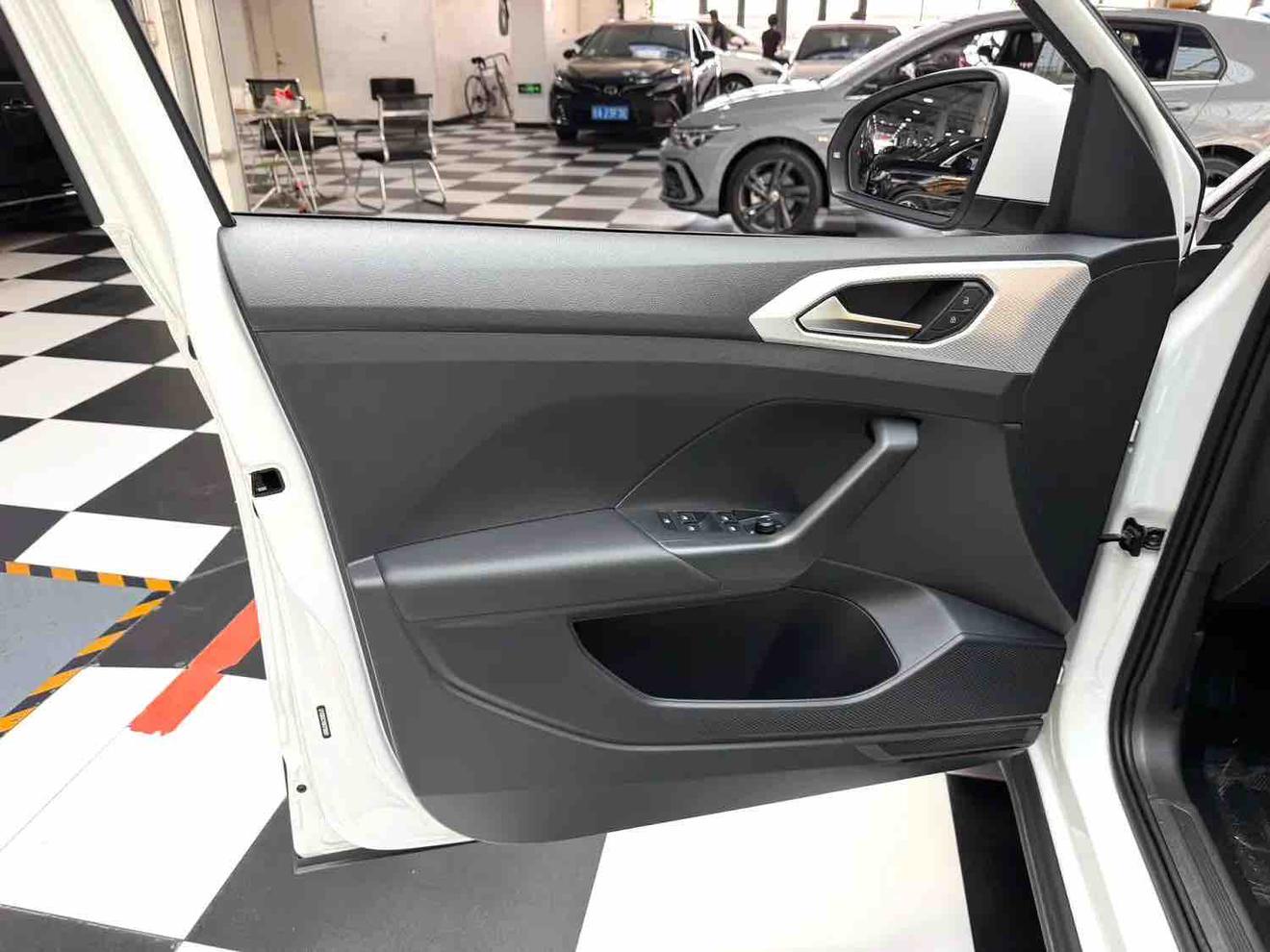Volkswagen Tayron 2021 thumb 7