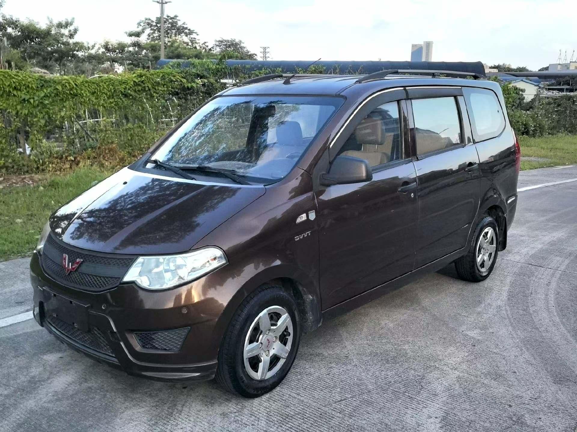 Wuling Hong Guang 2016 thumb 8