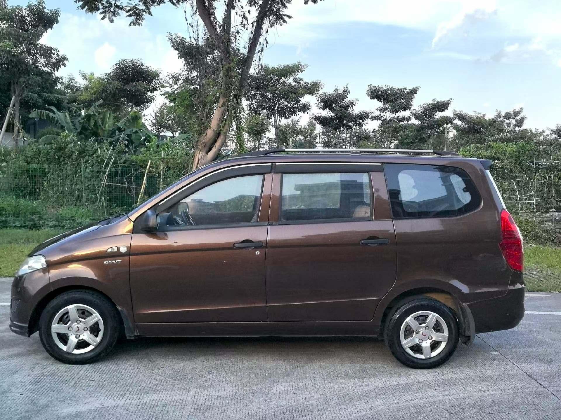 Wuling Hong Guang 2016 thumb 11