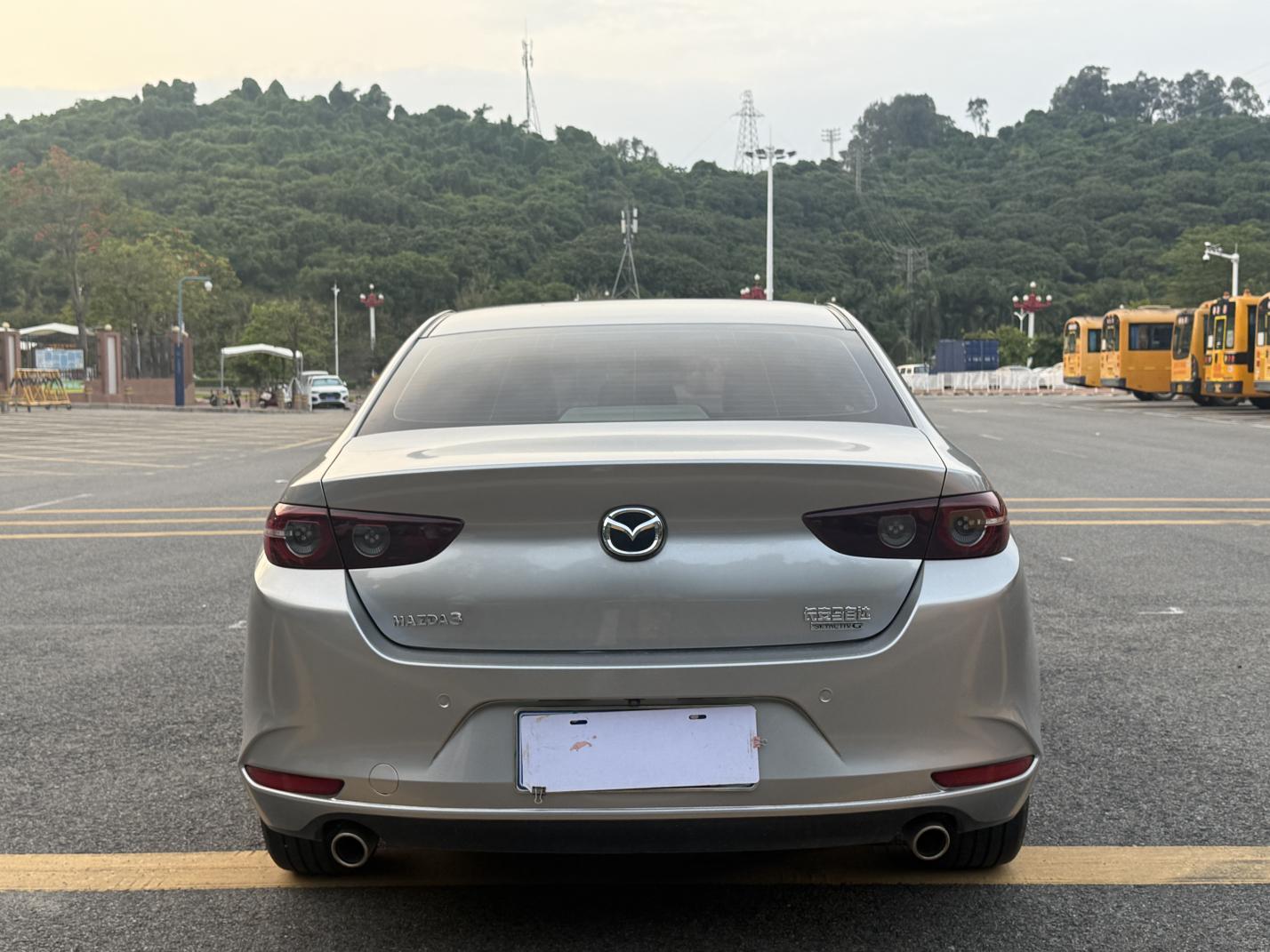 Mazda 3 2021 thumb 3