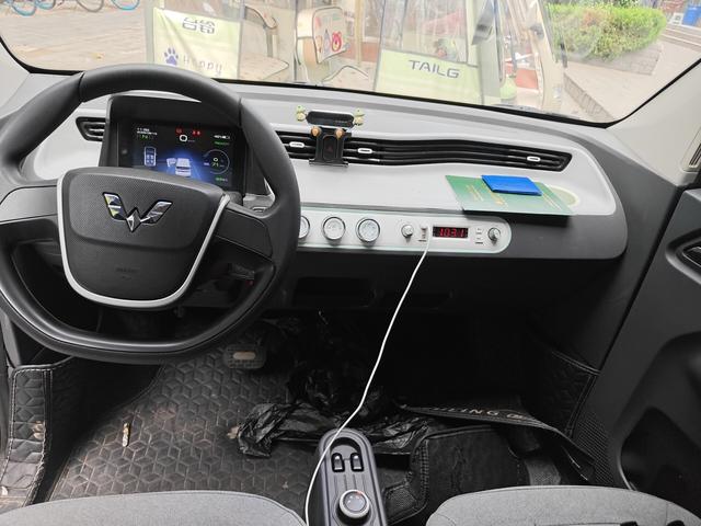 Wuling Mini EV 2021 thumb 3