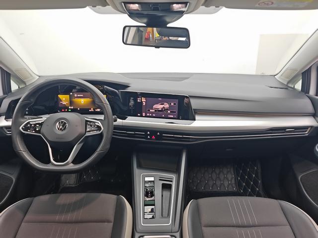 Volkswagen Golf Sportsvan 2023 thumb 12