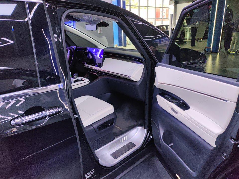Lexus LM 2026 thumb 12
