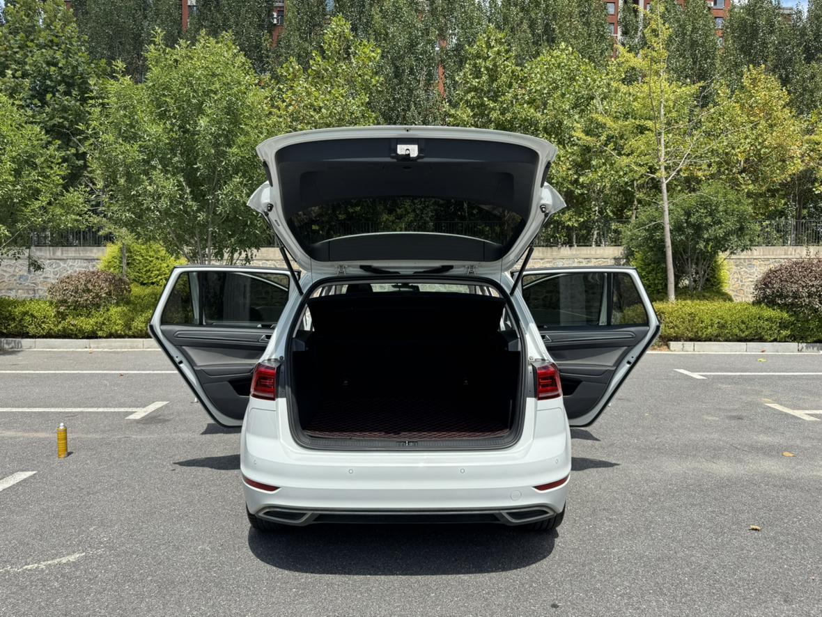 Volkswagen Golf 2019 thumb 7