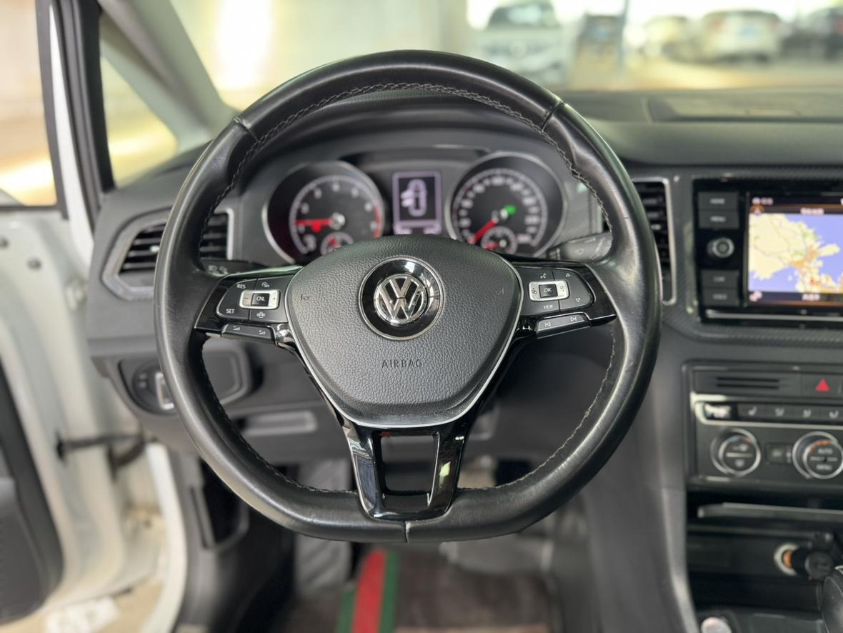 Volkswagen Golf 2019 thumb 10