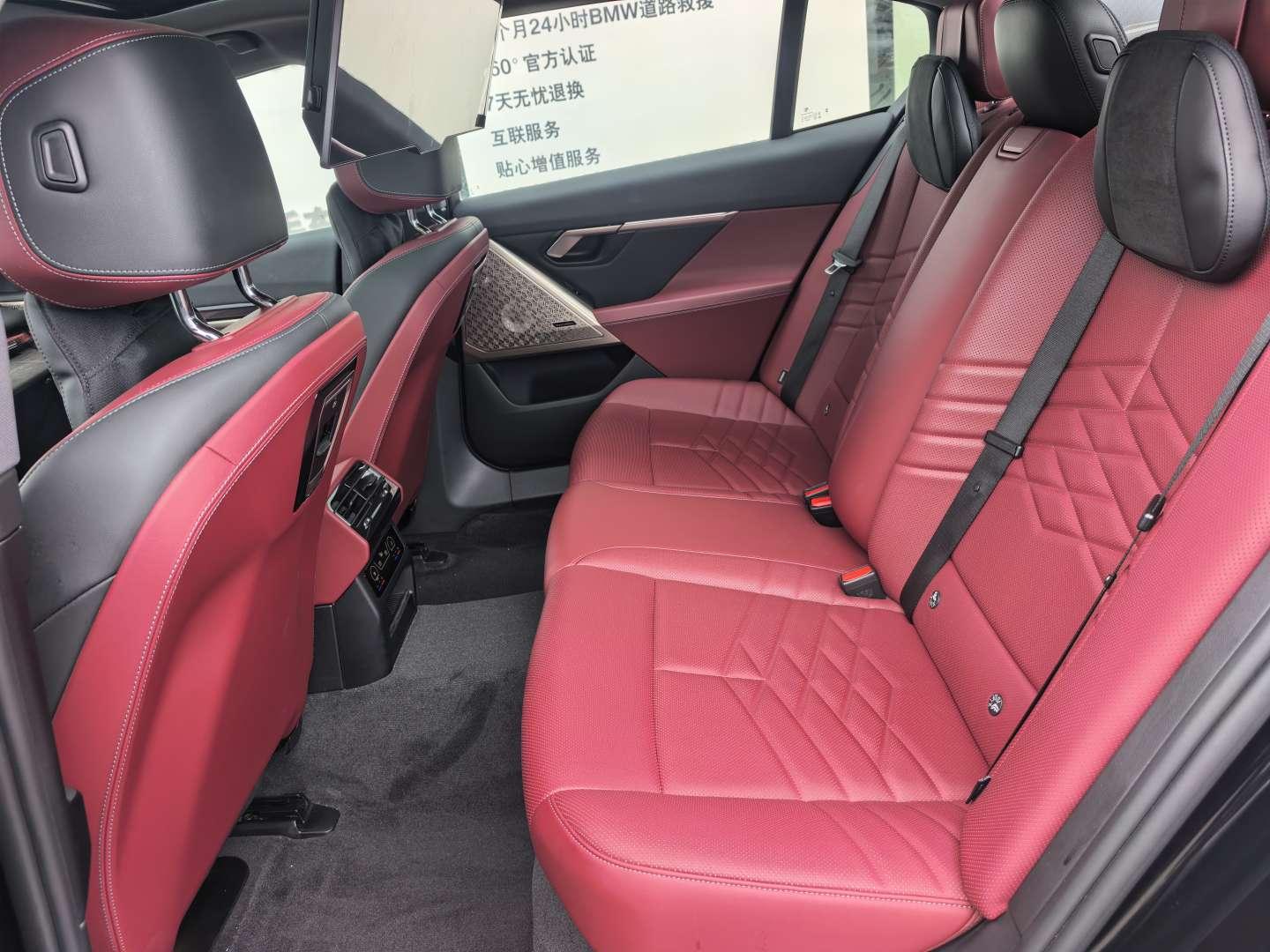 BMW 5 серии 2025 thumb 7