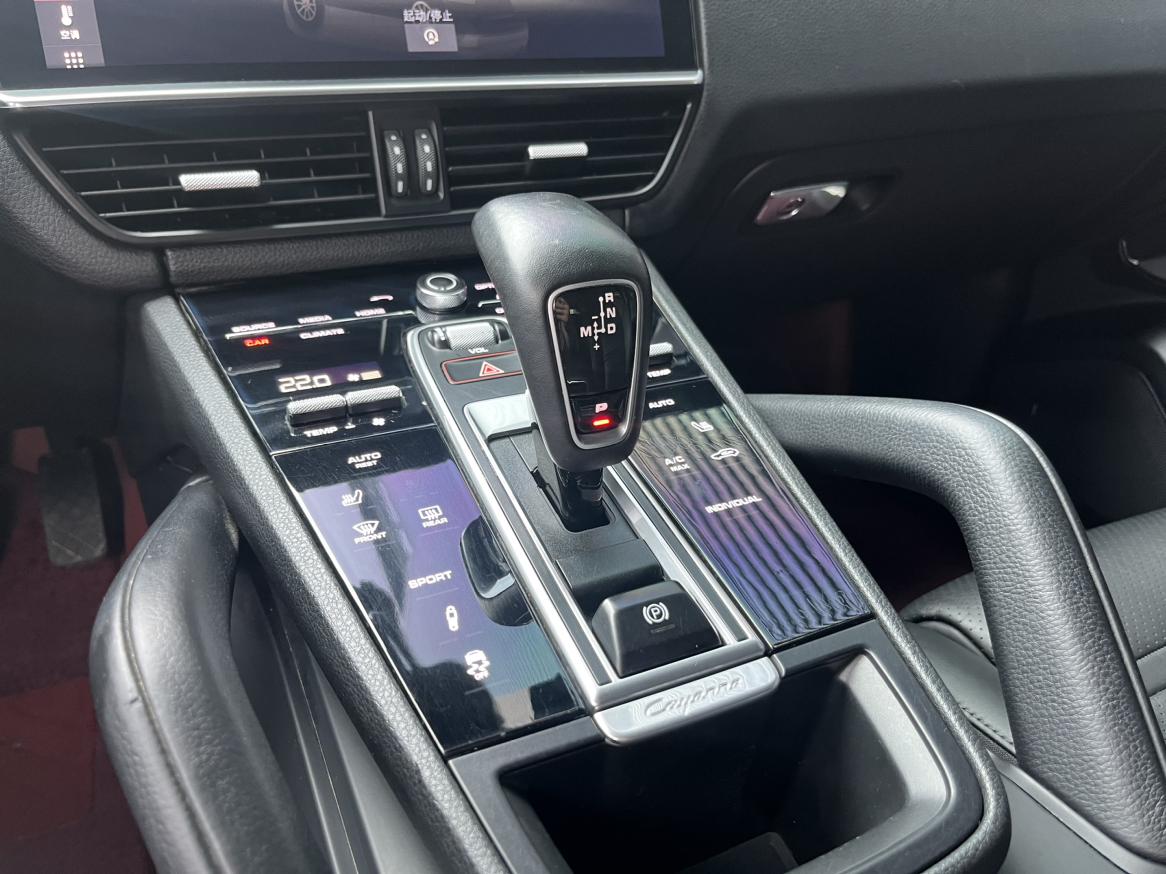 Porsche Cayenne 2019 thumb 9