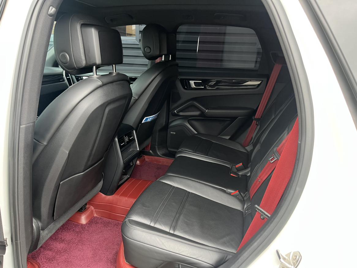 Porsche Cayenne 2019 thumb 11