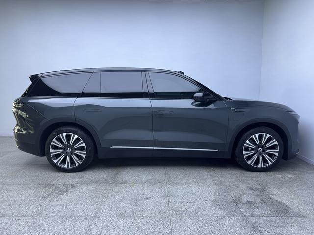 Nio ES8 2023 thumb 6