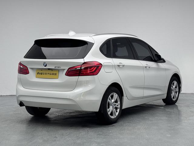 BMW 2 серии Active Tourer 2016 thumb 5