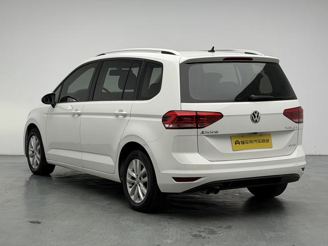 Volkswagen Touran 2018 thumb 3