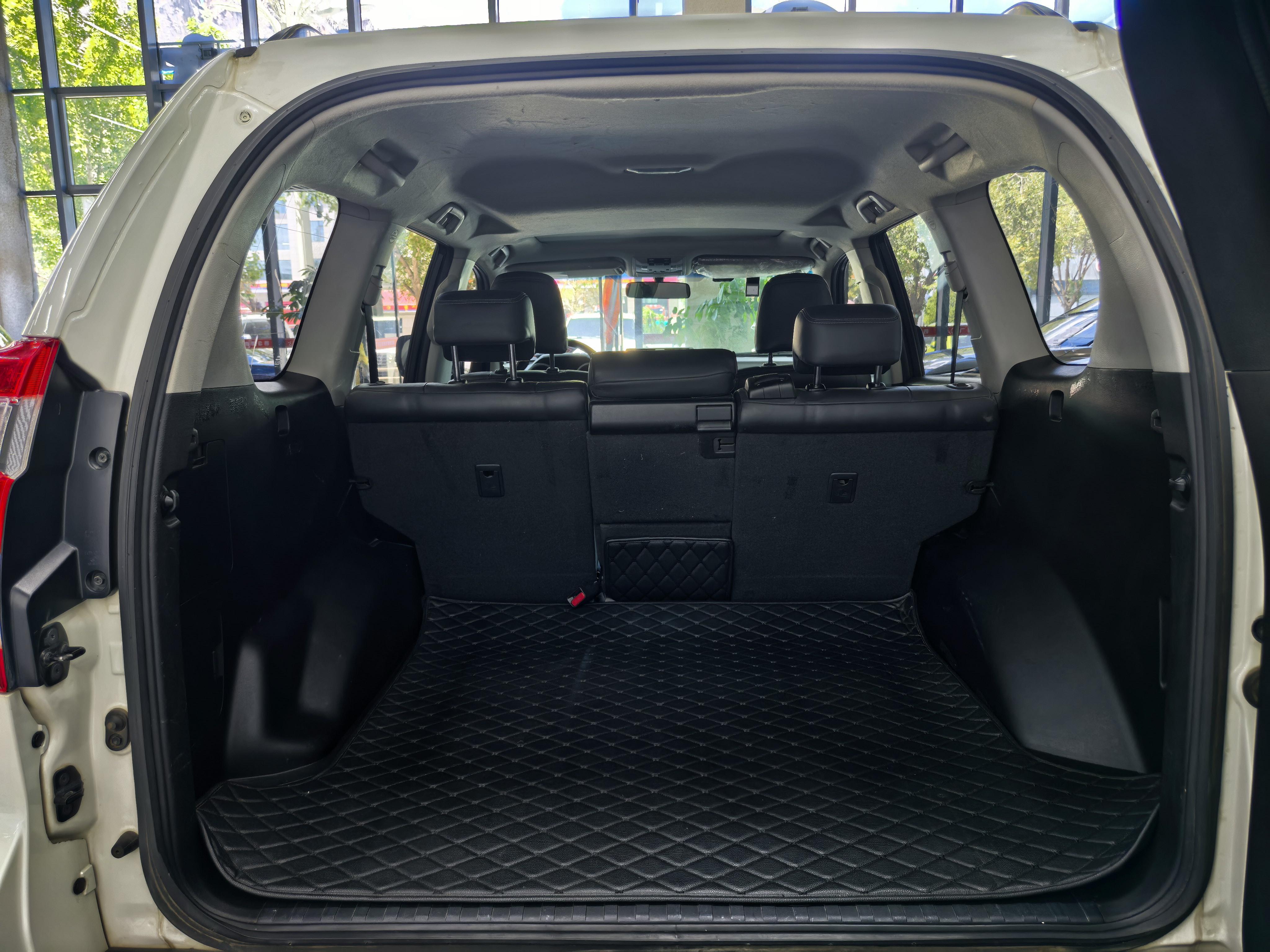 Toyota Land Cruiser Prado 2016 thumb 11