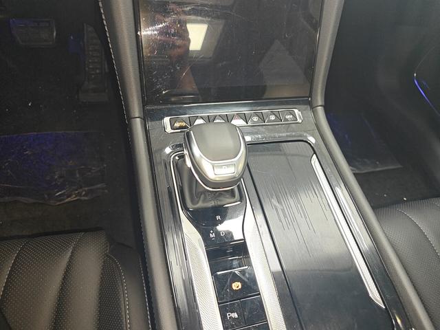 Hongqi H5 2023 thumb 8