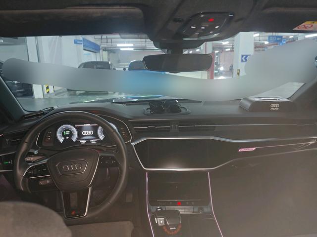 Audi A6 2022 thumb 3