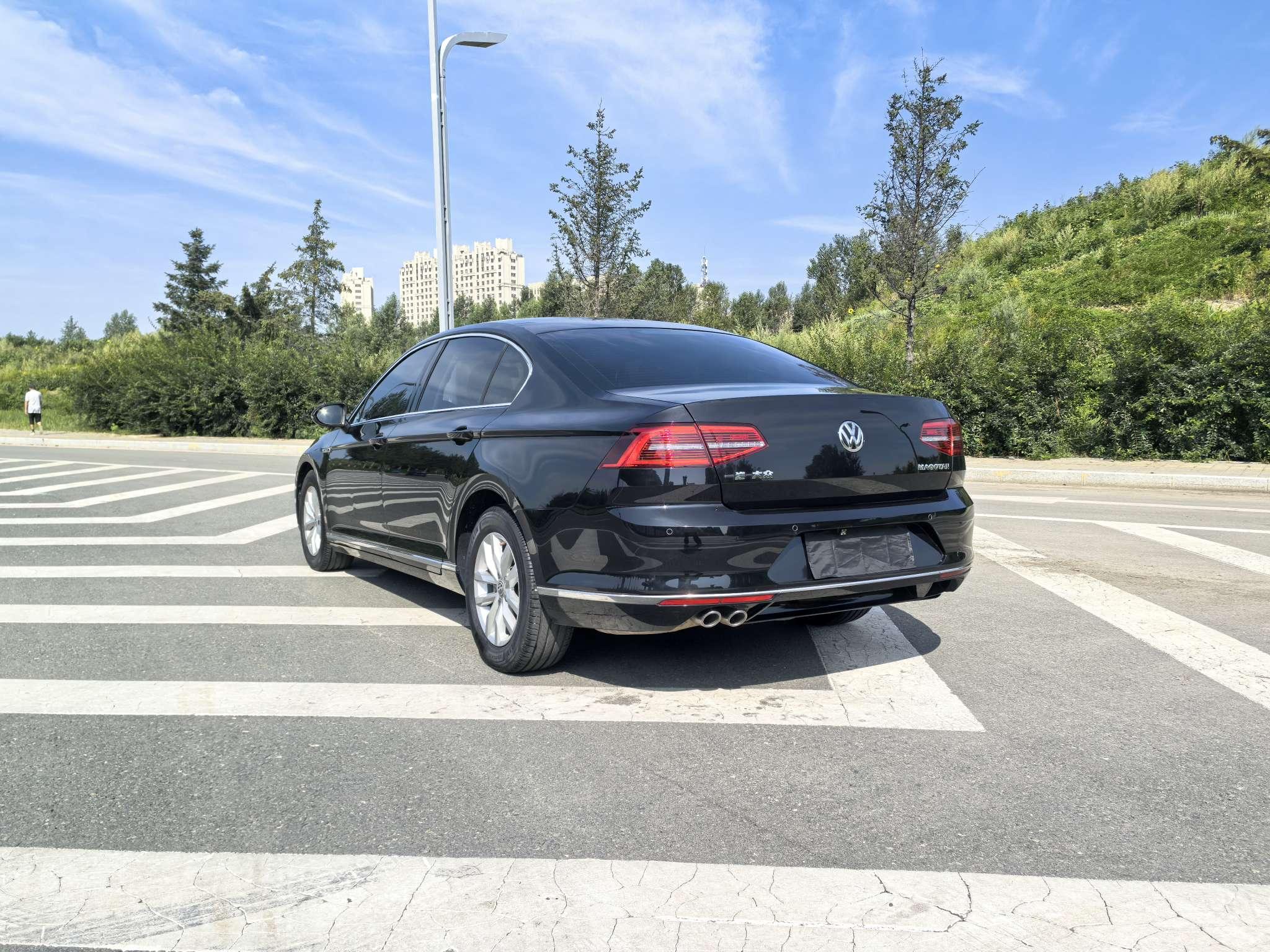 Volkswagen Magotan 2019 thumb 2