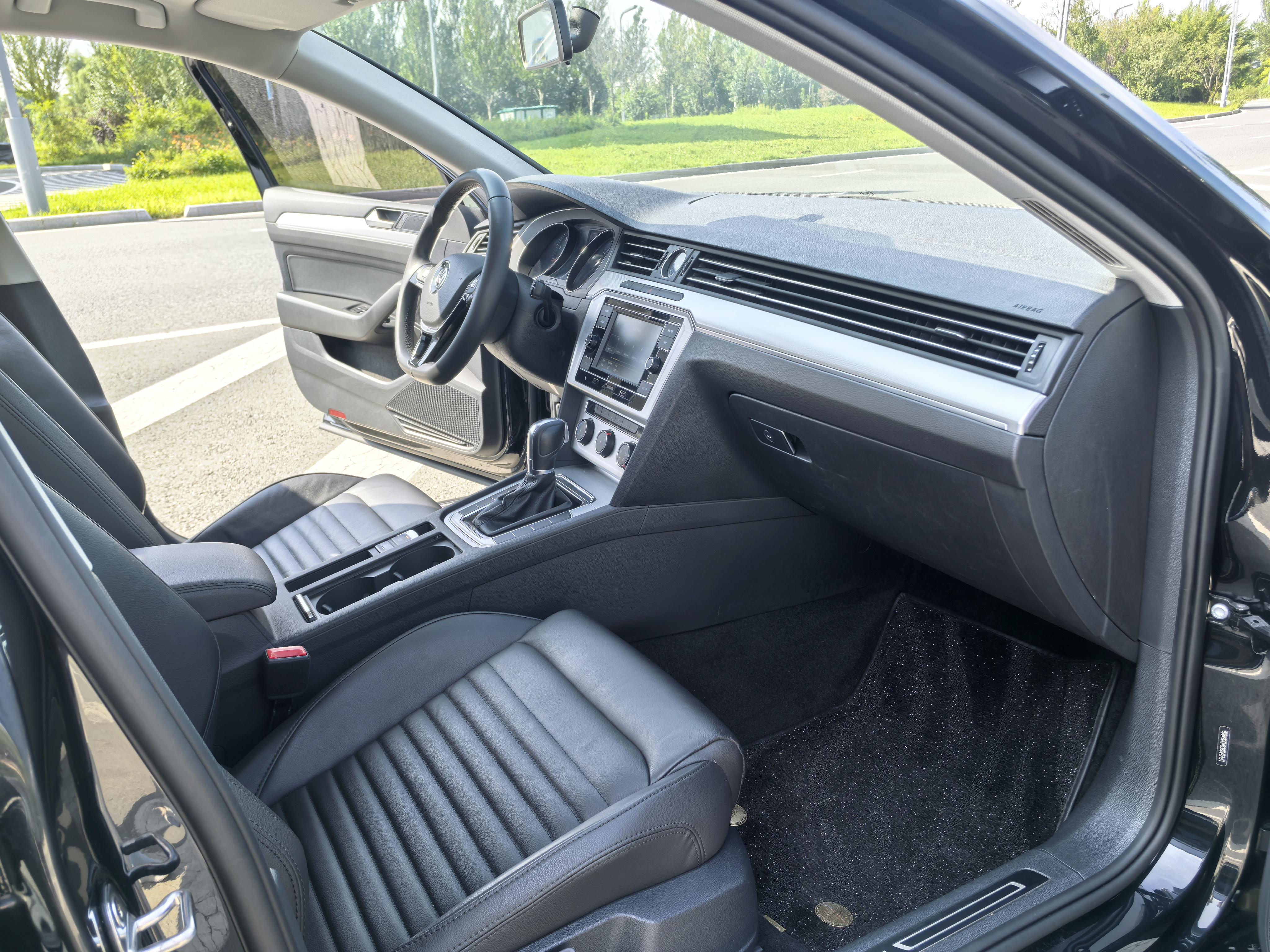 Volkswagen Magotan 2019 thumb 9