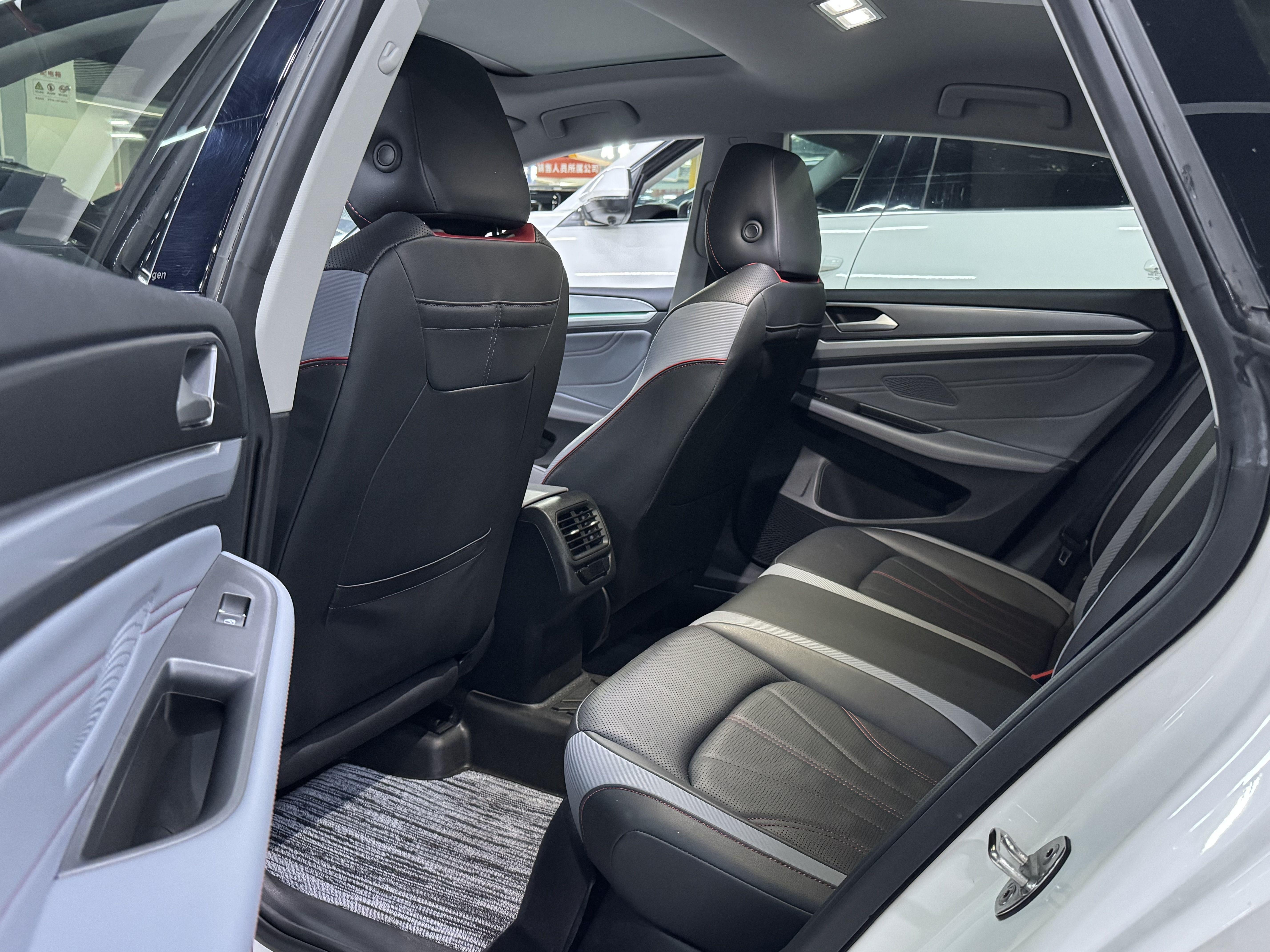 Volkswagen Lamando 2022 thumb 8