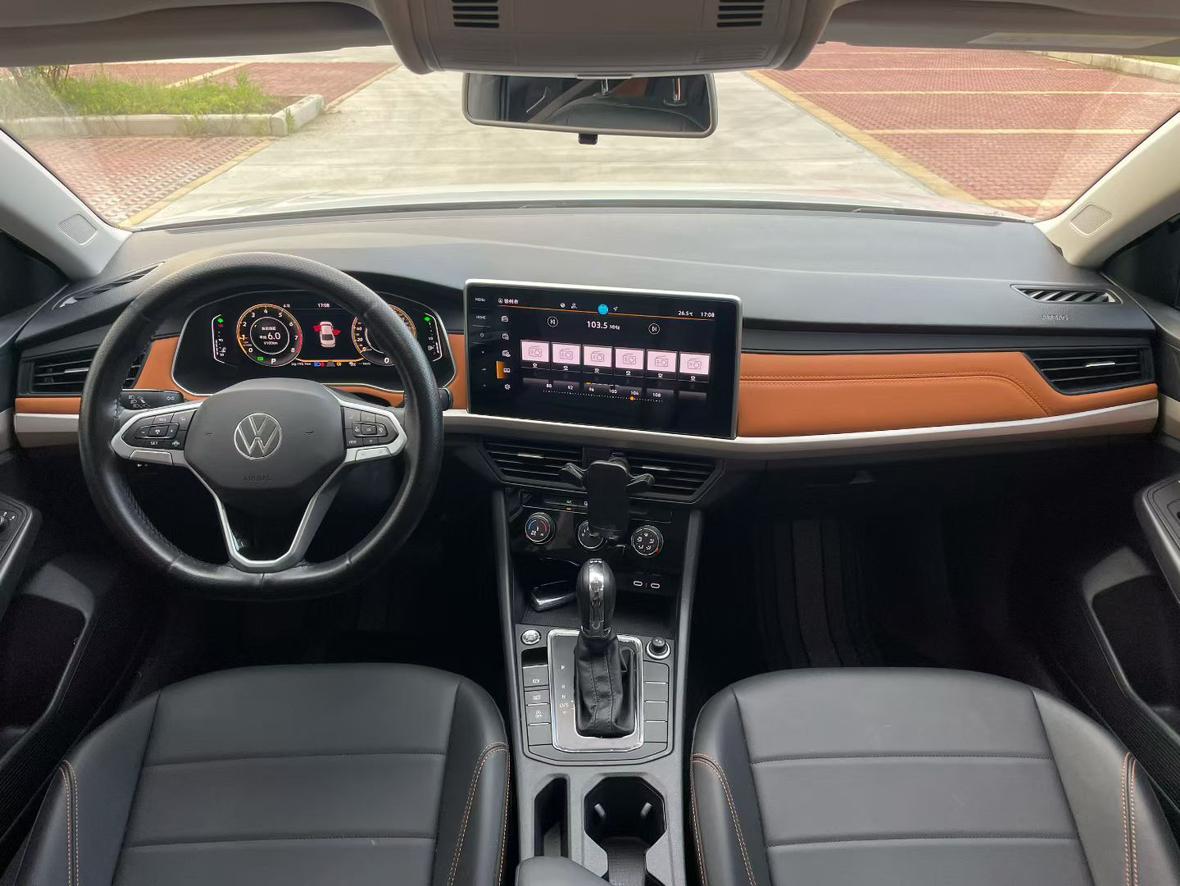 Volkswagen Bora 2025 thumb 7
