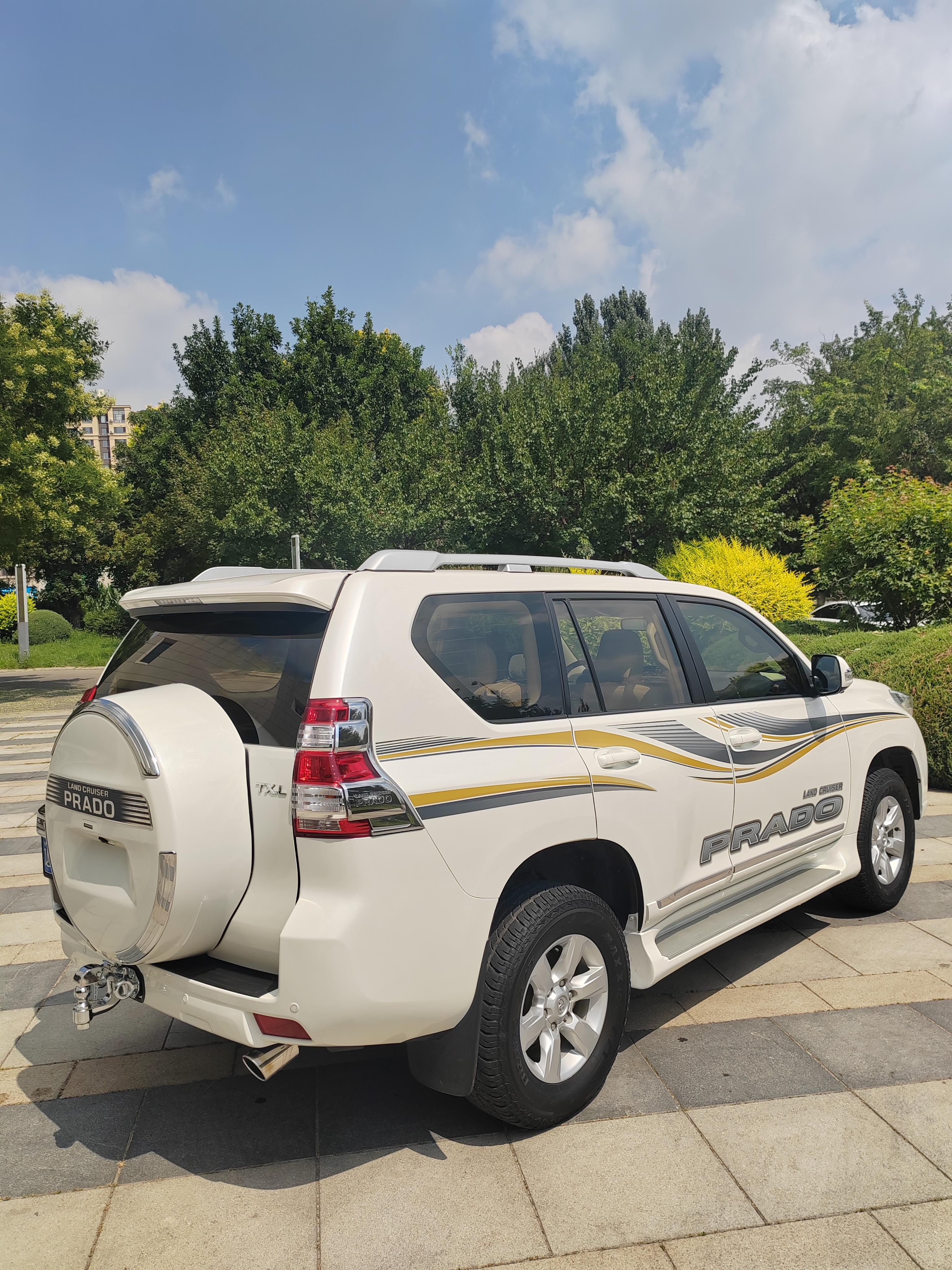 Toyota Land Cruiser Prado 2014 thumb 4
