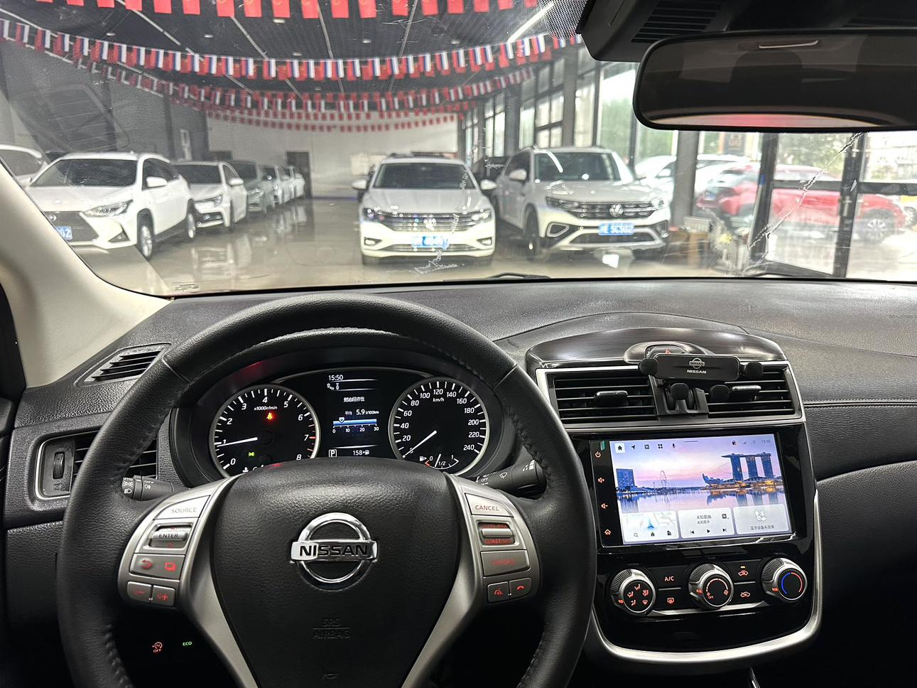 Nissan Tiida 2021 thumb 8