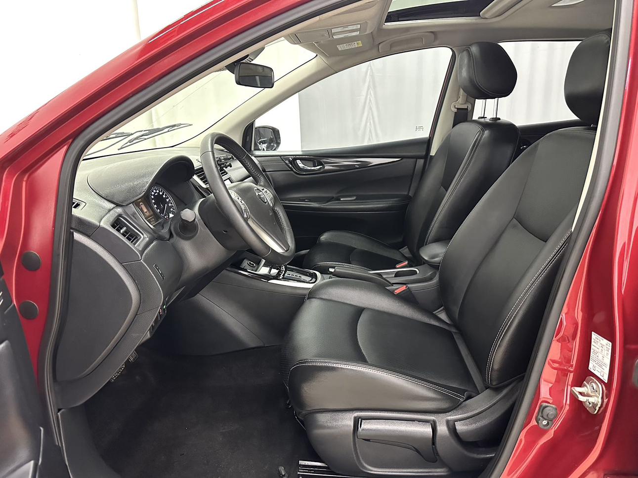 Nissan Tiida 2021 thumb 10