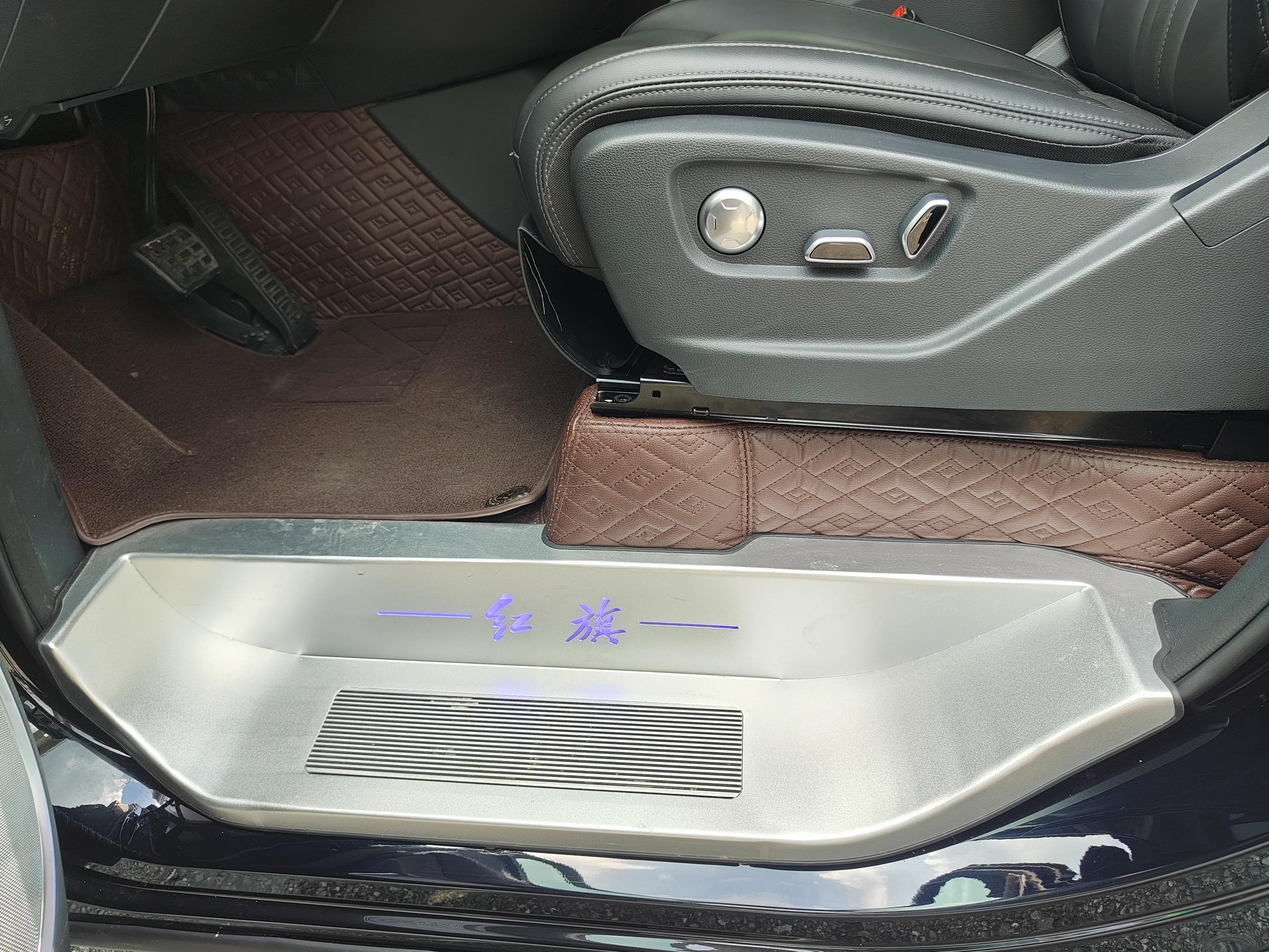Hongqi HQ9 PHEV 2024 thumb 12
