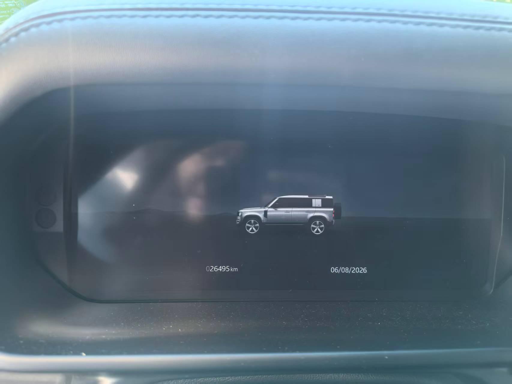 Land Rover Defender 2025 thumb 7
