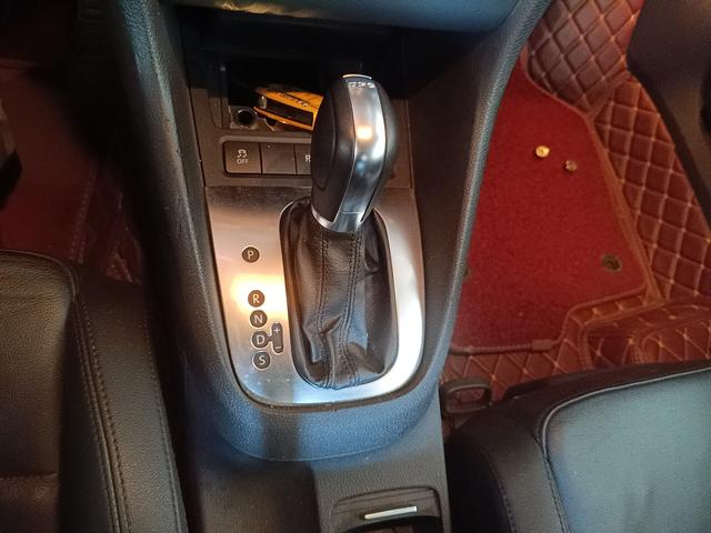 Volkswagen Golf 2012 thumb 7