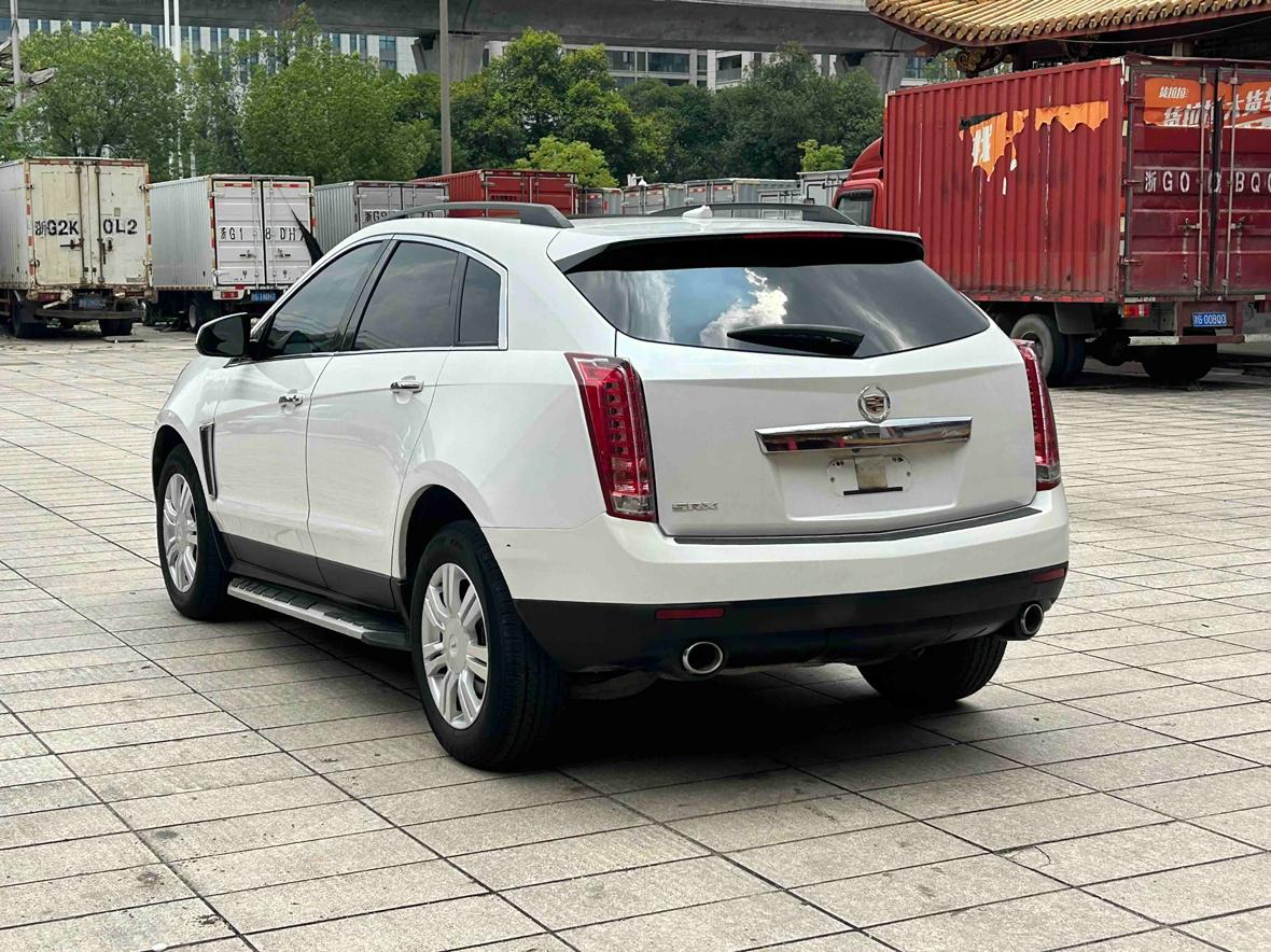 Cadillac SRX 2014 thumb 3
