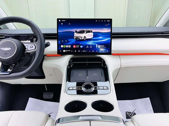 Geely Galaxy V900 2026 thumb 6