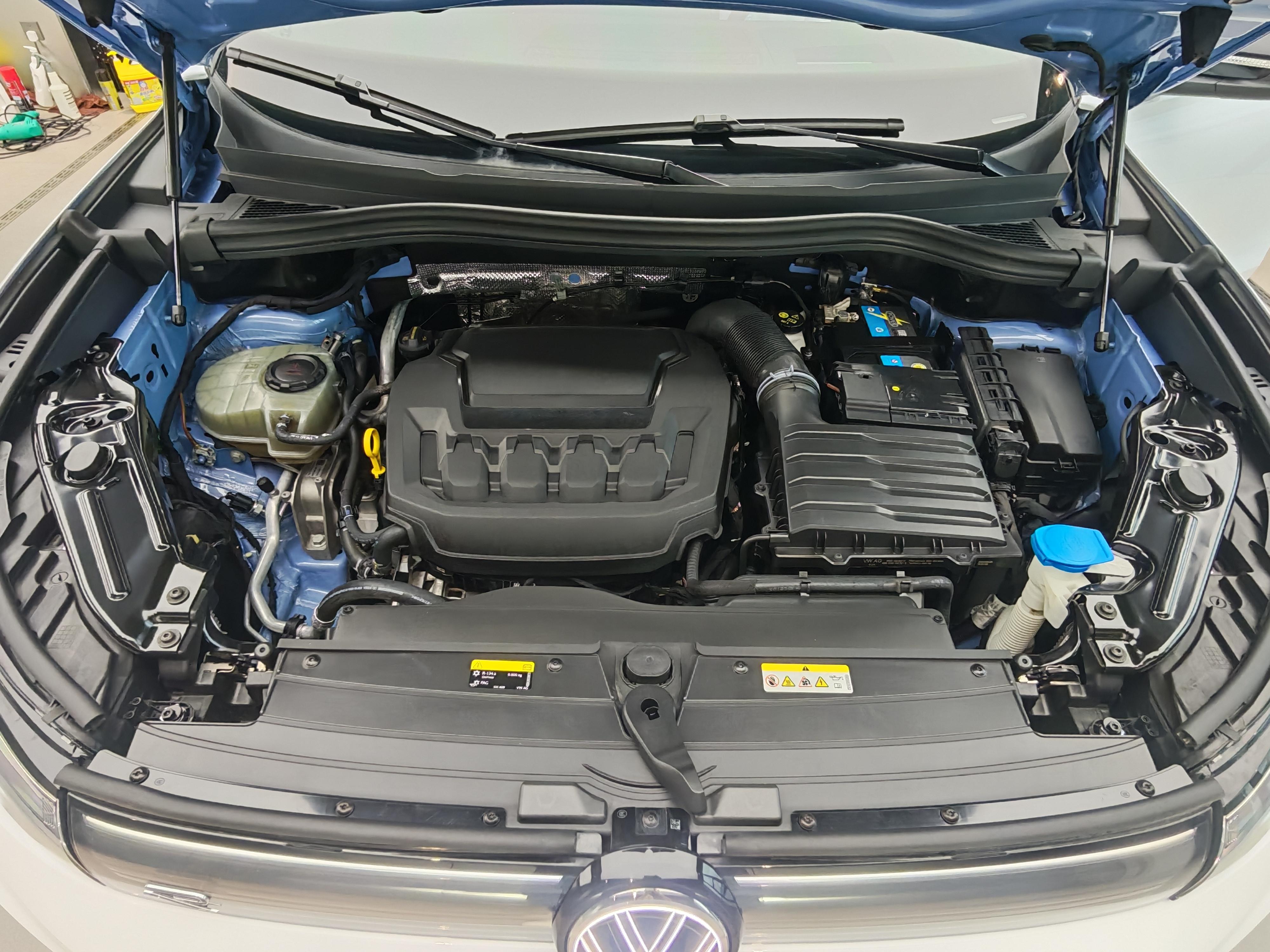 Volkswagen Tiguan 2024 thumb 5