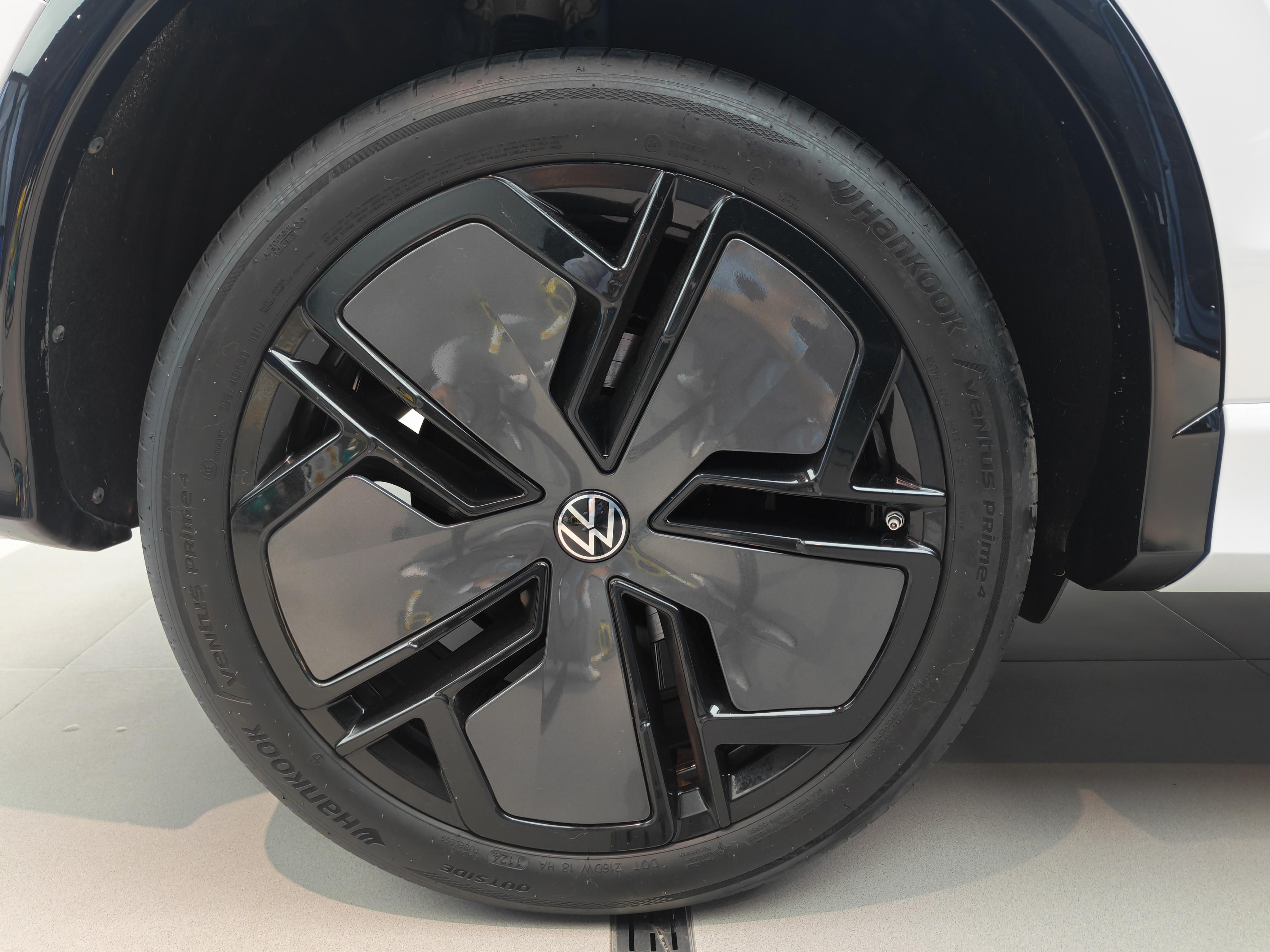 Volkswagen Tiguan 2024 thumb 9