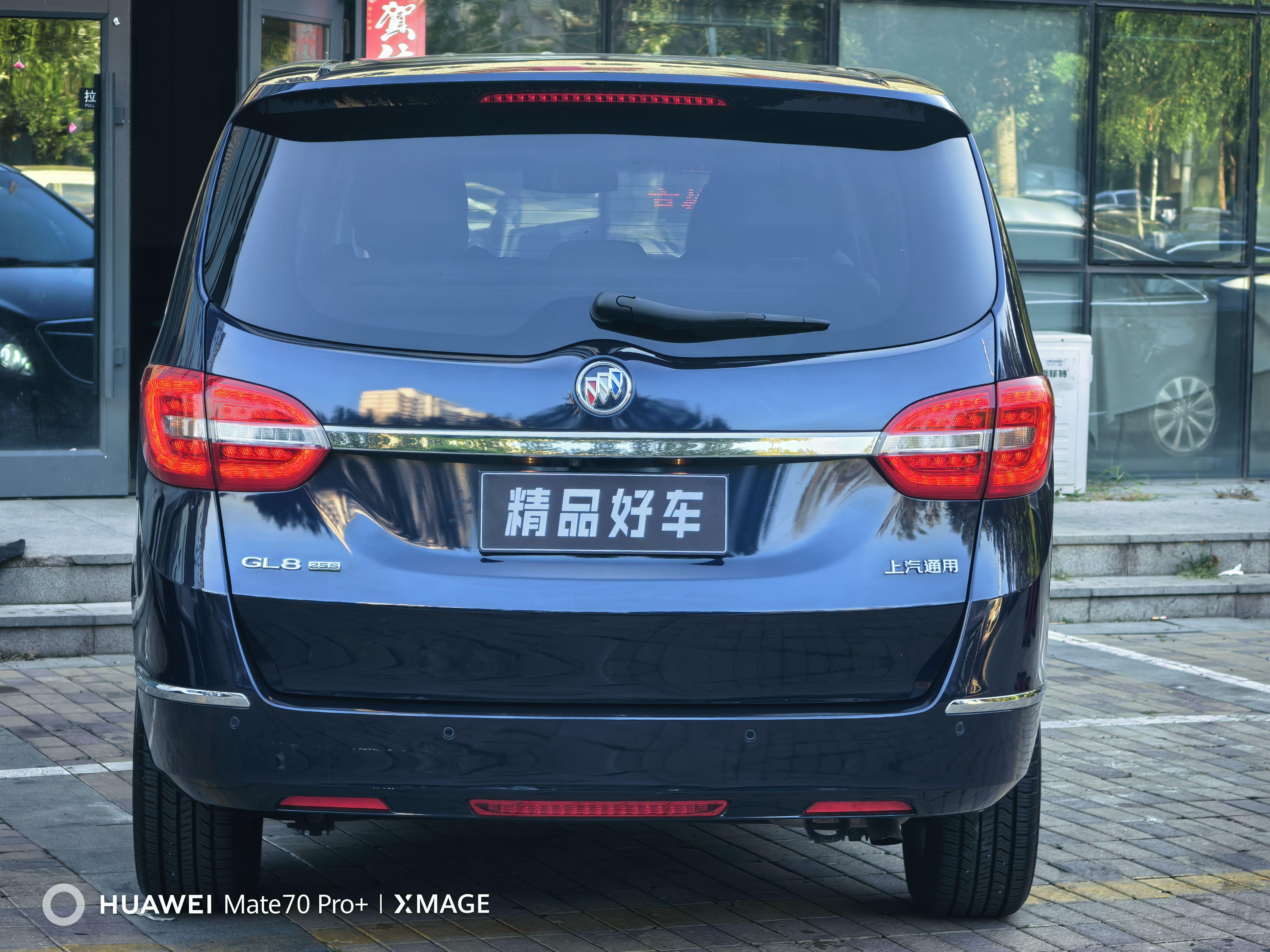 Buick GL8 2017 thumb 3