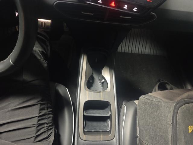 Volkswagen ID.3 2024 thumb 7