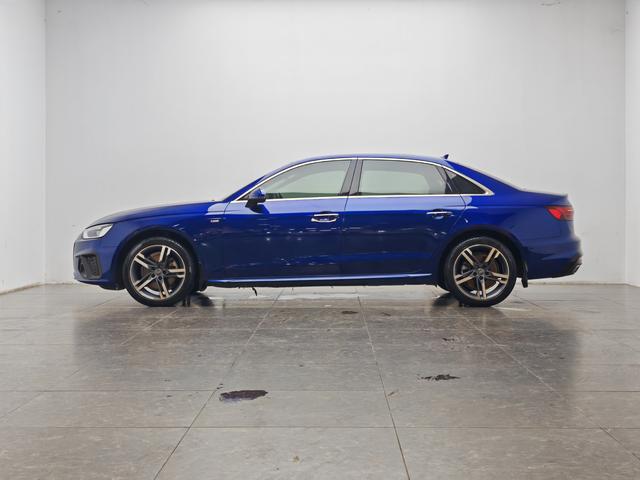 Audi A4 2020 thumb 2
