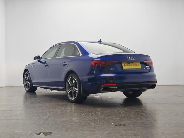 Audi A4 2020 thumb 3