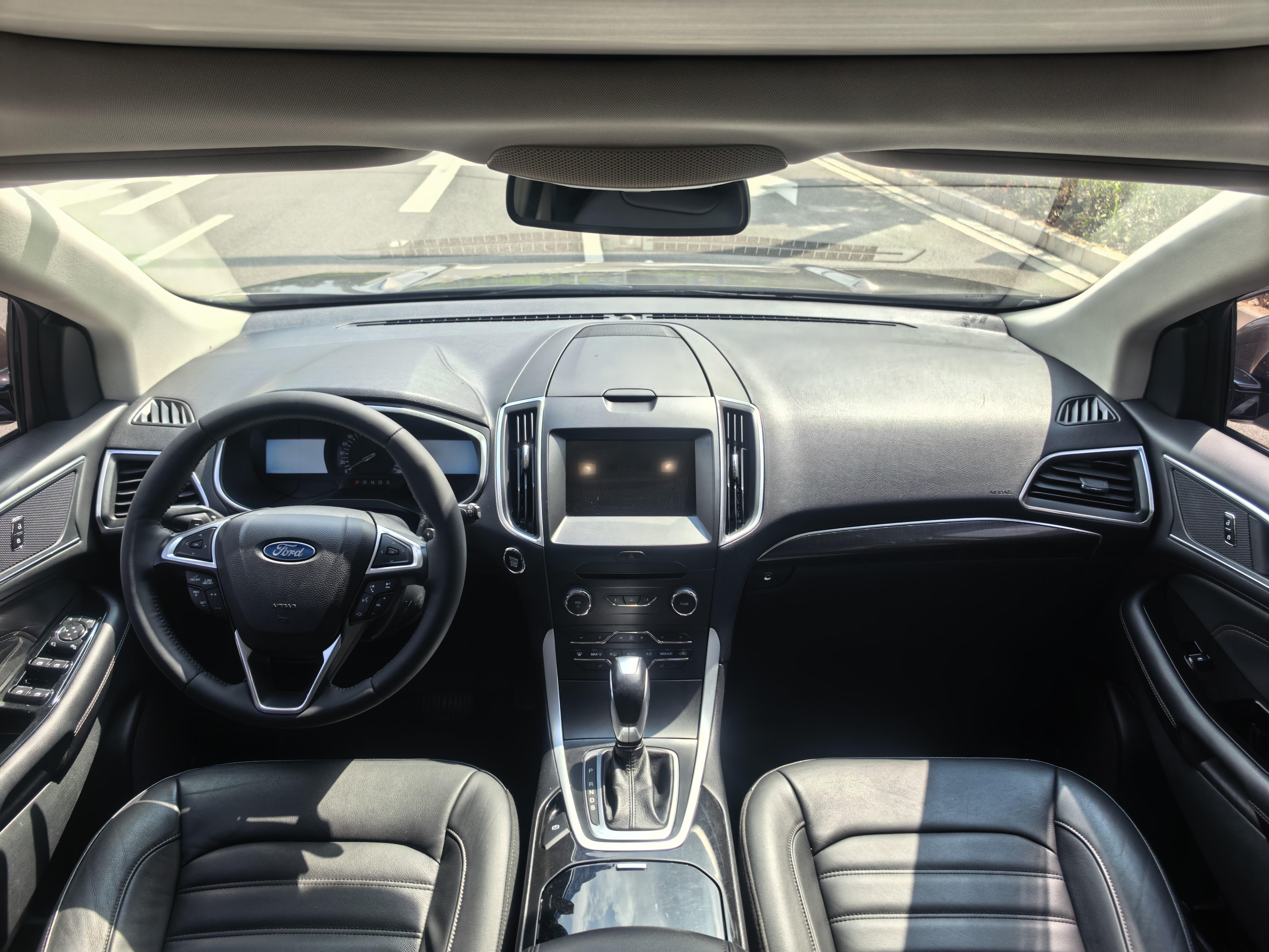 Ford Edge 2016 thumb 9
