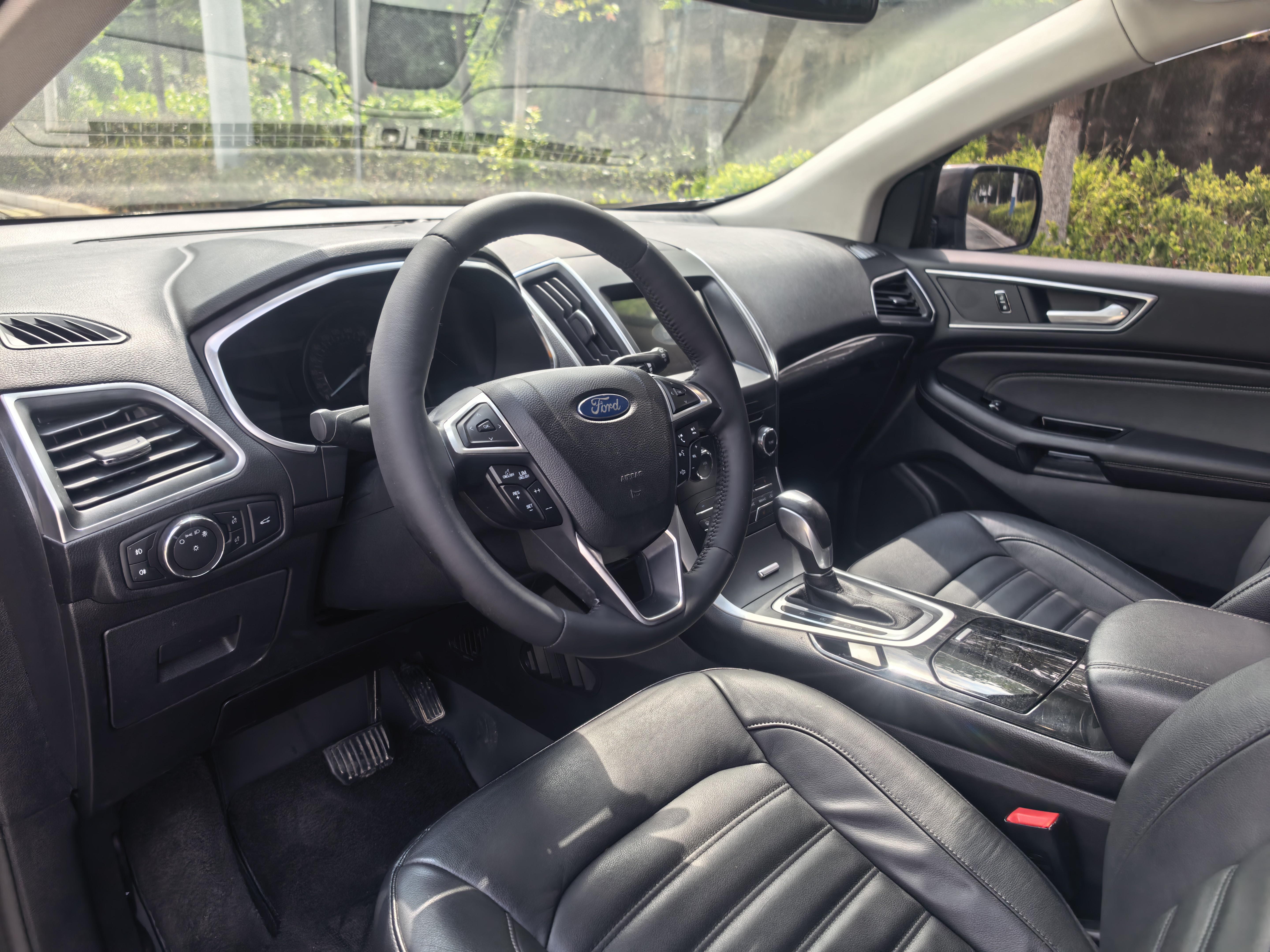 Ford Edge 2016 thumb 12