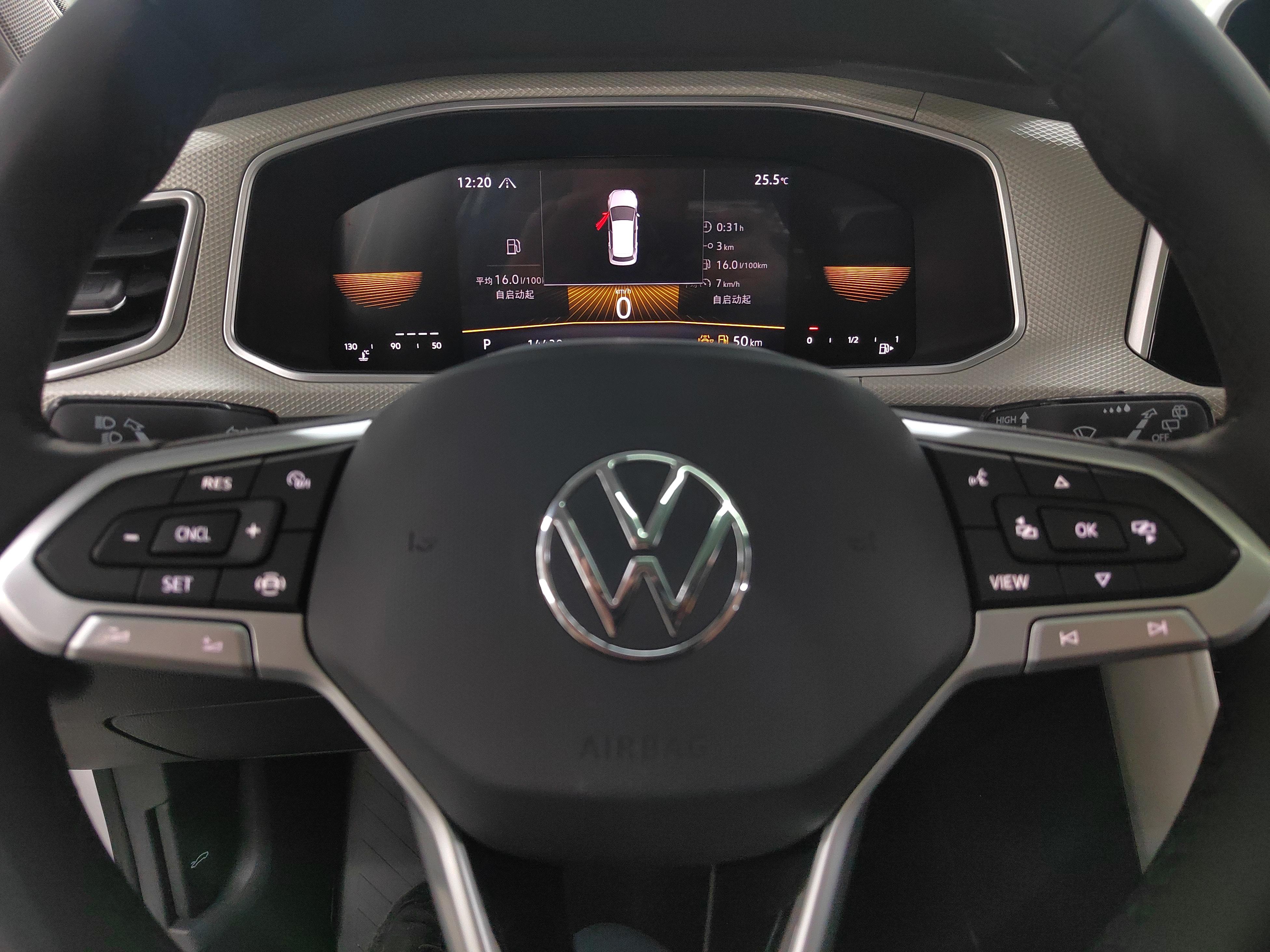 Volkswagen T-Roc 2023 thumb 8