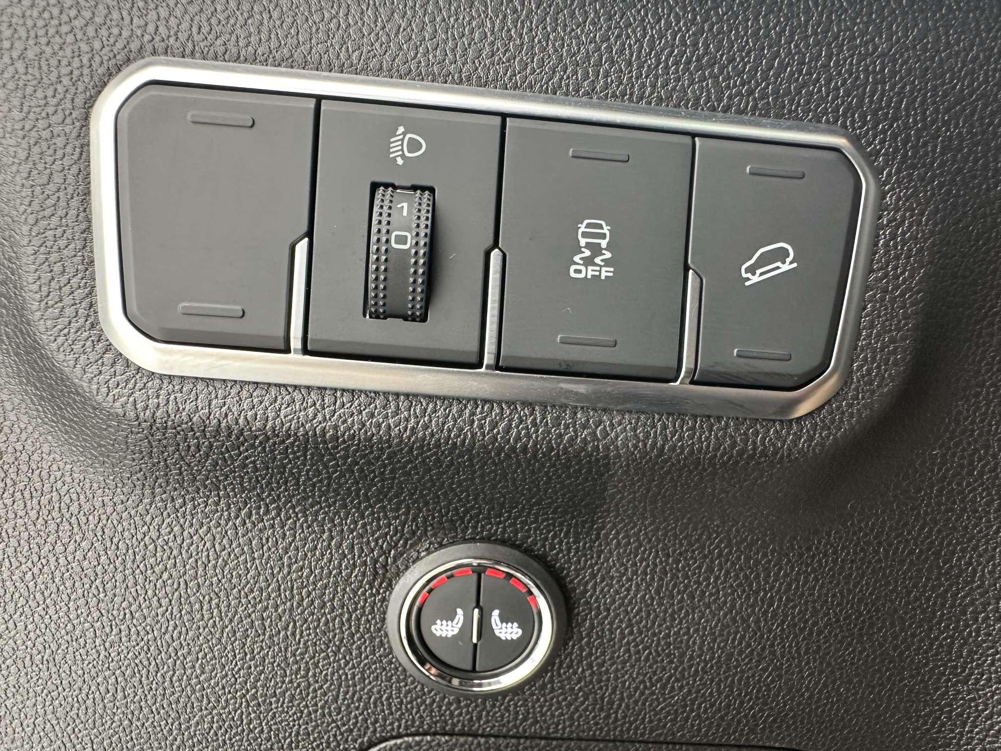 Haval M6 2023 thumb 12