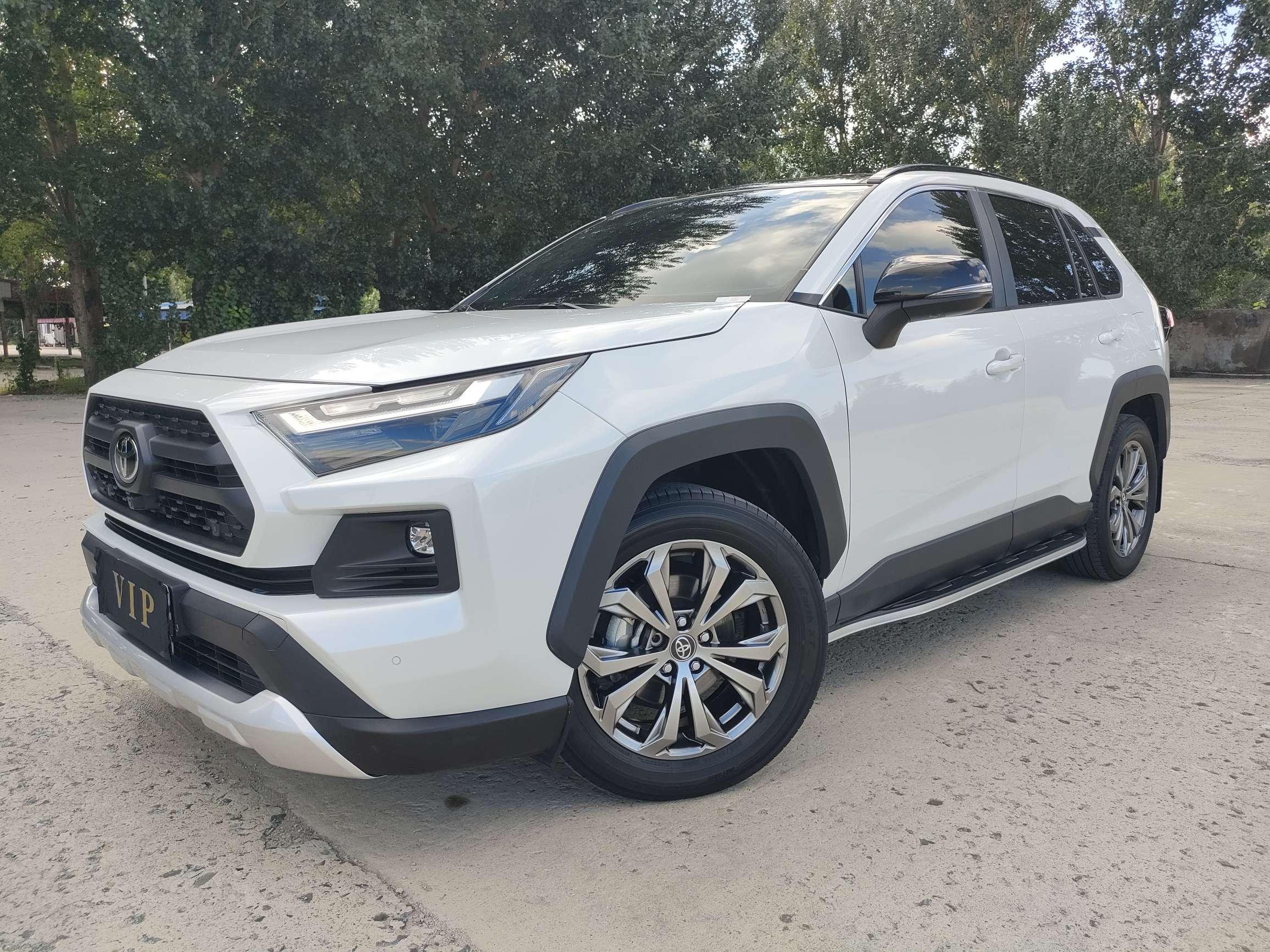 Toyota RAV4 2023 thumb 9