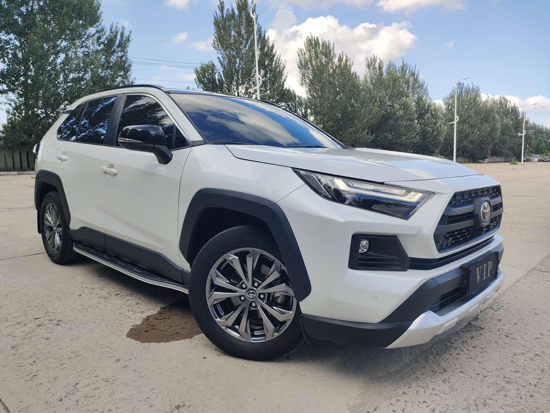 Toyota RAV4 2023 thumb 11